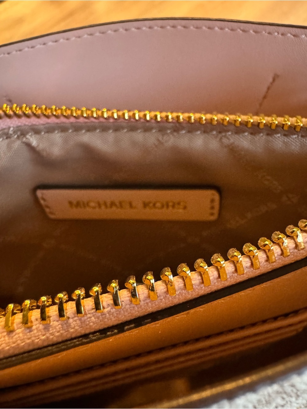 Michael Kors Cream/Light Pink MK Logo Satchel - Picture 6 of 9